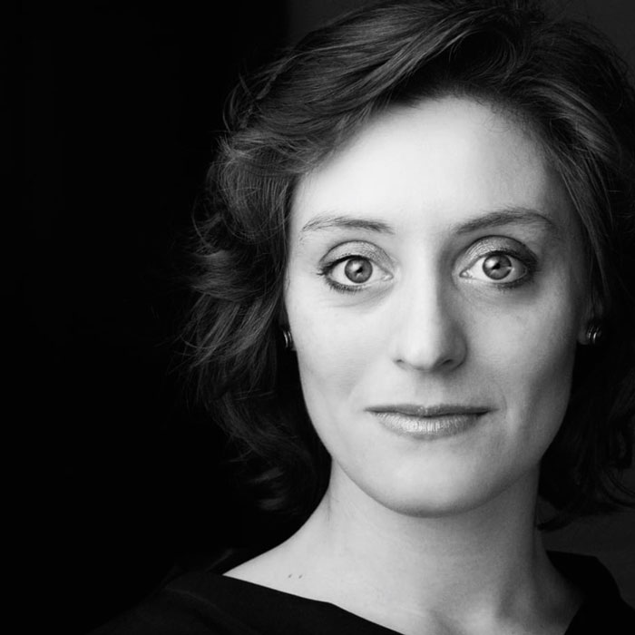 Stella Farina, Musiklehrerin für Harfe bei rhythm matters